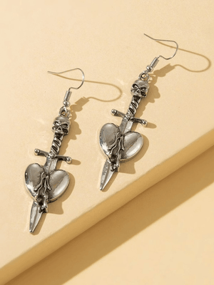 Boucles d'Oreilles Coeur Poignard