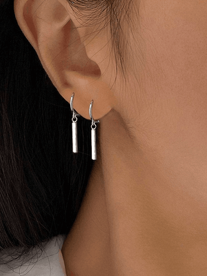 Boucles d'oreilles pendantes géométriques argentées