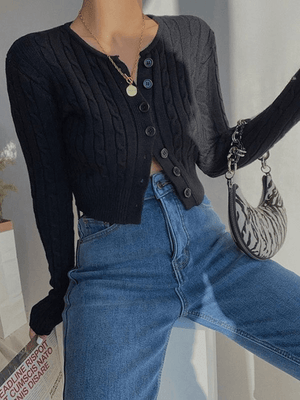 Cardigan court en tricot torsadé à boutons