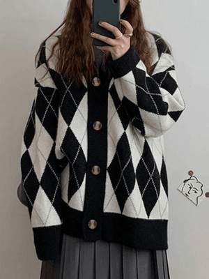 Cardigan en tricot à motif losanges et col en V