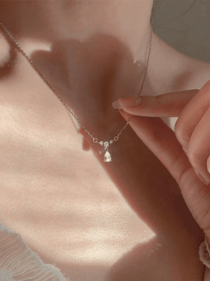 Collier Décor Goutte Strass Argent