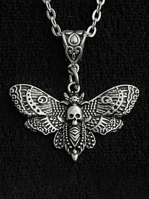 Collier pendentif crâne de papillon de nuit en argent
