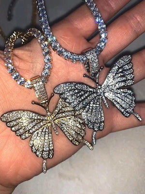 Collier pendentif papillon strass brillant