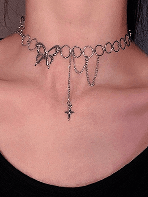 Collier ras du cou à décor d'étoiles papillons