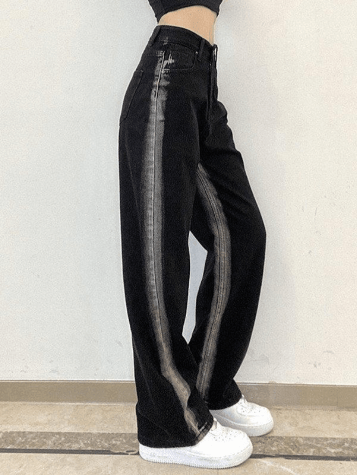 Jean boyfriend rayé noir délavé