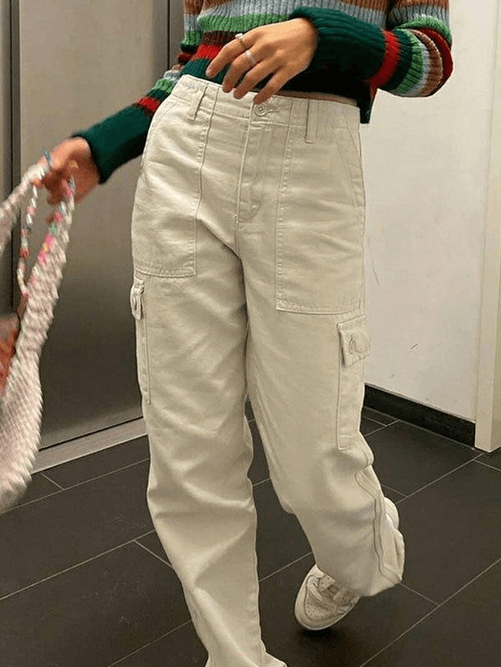 Jean cargo à jambe droite et poche