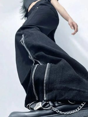 Jean cargo évasé à la cheville noir à fermeture éclair