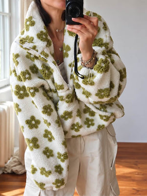 Lazy Daisy Pullover