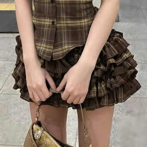 , Y2K skirt styled with a crop top