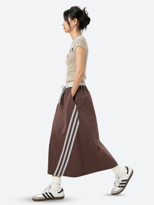 , Y2K skirt styled with a crop top