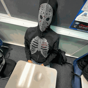 Sweat Squelette Strass Y2K