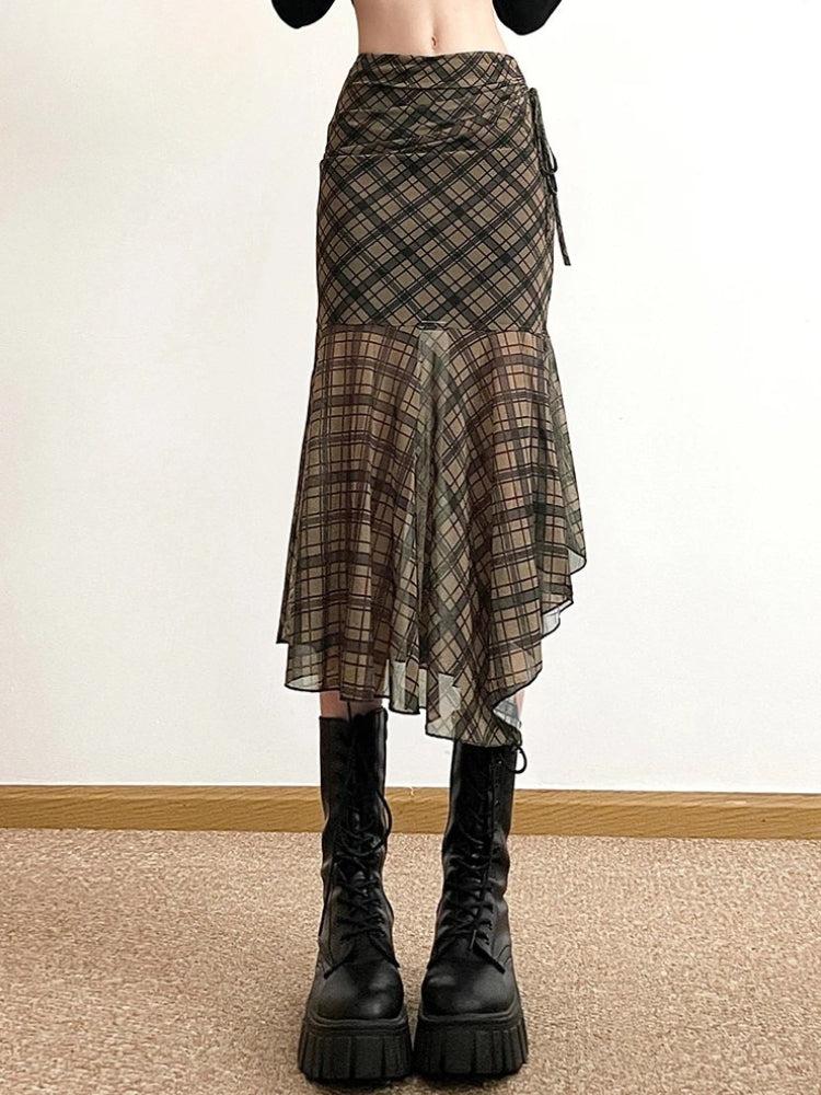 , Y2K skirt styled with a crop top