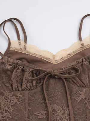 Y2K Vintage Lace Top with lace trim, Y2K tube top styled with low rise bottoms