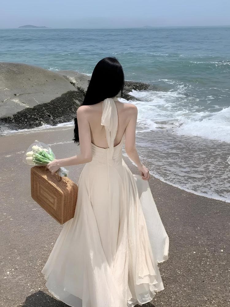 Backless Halter Neck Maxi Dress MAUVSTUDIO Backless Halter Neck Maxi Dress MAUVSTUDIO