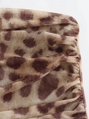 Baddie Leopard Tube Top with tie detail, Y2K tube top styled with low rise bottoms