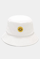 Bob patché Smiley-Hats-MAUV STUDIO-STREETWEAR-Y2K-CLOTHING