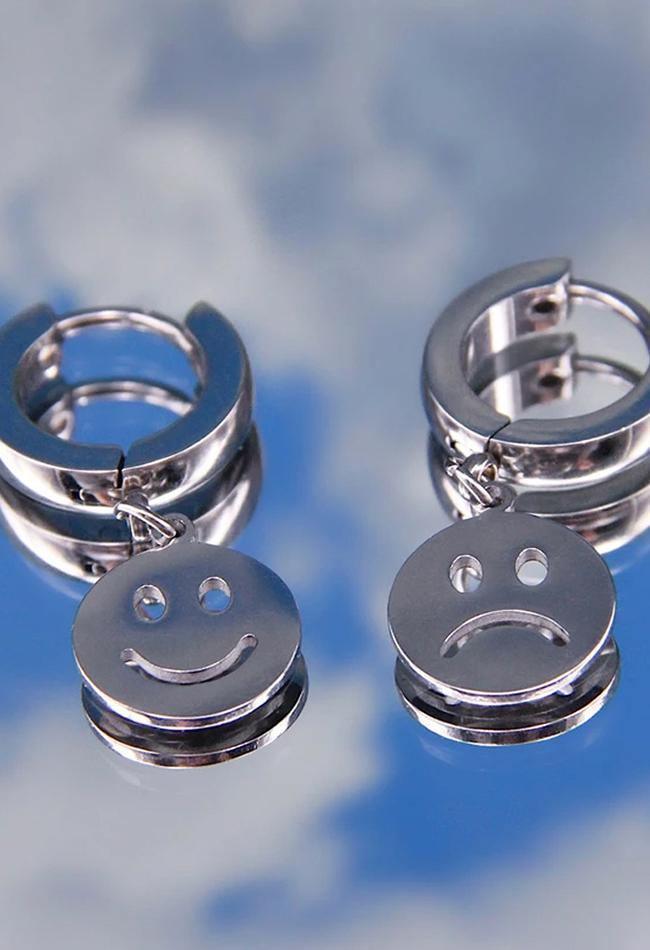 Boucles d'oreilles Emoji de l'an 2000-Earrings-MAUV STUDIO-STREETWEAR-Y2K-CLOTHING