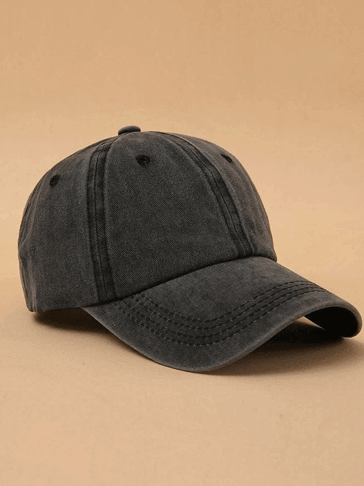 Casquette de baseball vintage noire délavée-Hats-MAUV STUDIO-STREETWEAR-Y2K-CLOTHING