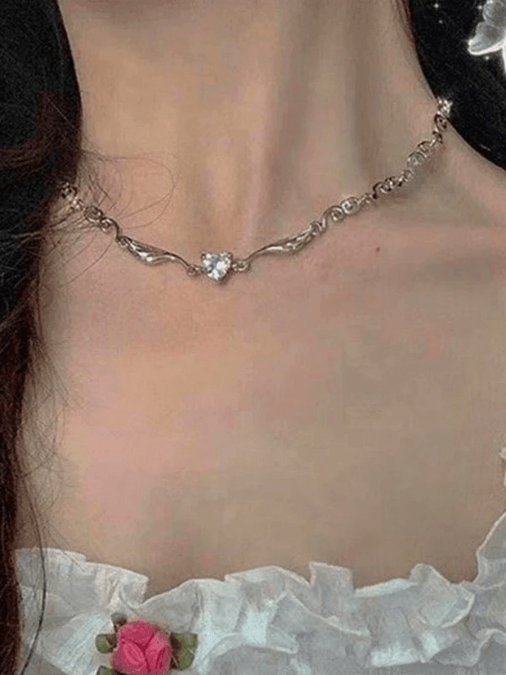 Collier Coeur Aile d'Ange Strass-Necklaces-MAUV STUDIO-STREETWEAR-Y2K-CLOTHING