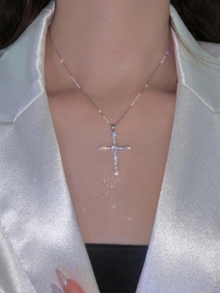 Collier pendentif croix strass-Necklaces-MAUV STUDIO-STREETWEAR-Y2K-CLOTHING