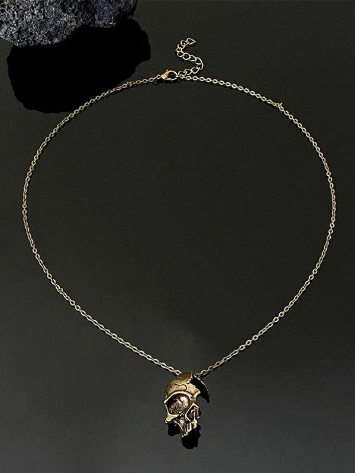 Collier pendentif tête de mort gothique-Necklaces-MAUV STUDIO-STREETWEAR-Y2K-CLOTHING