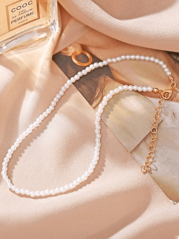 Collier ras de cou en fausses perles-Necklaces-MAUV STUDIO-STREETWEAR-Y2K-CLOTHING