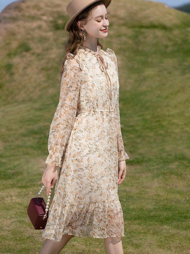 Cottagecore Lace Detailed Floral Midi Dress MAUVSTUDIO Cottagecore Lace Detailed Floral Midi Dress MAUVSTUDIO