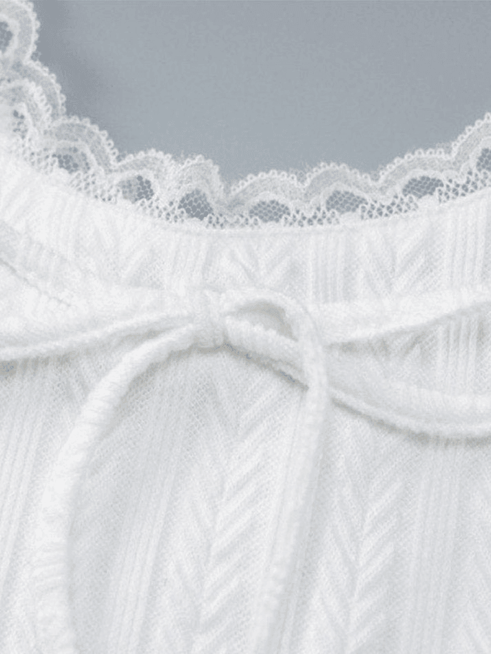 Cropped Lace Trim White Tank Top-Tops&Tees-MAUV STUDIO-STREETWEAR-Y2K-CLOTHING