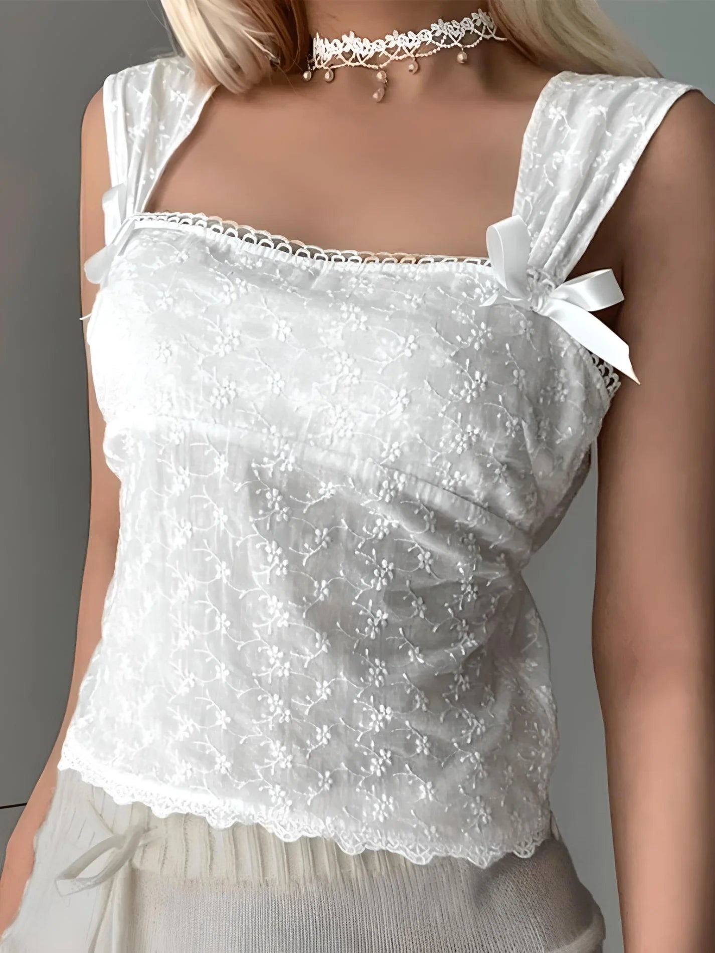 Embroidered Bow Lace Stitching Tank Top