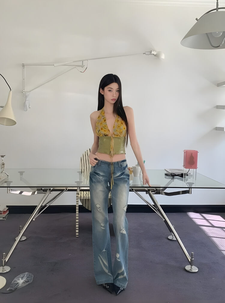 Floral Tie Front Halter Crop Top – MAUVSTUDIO®
