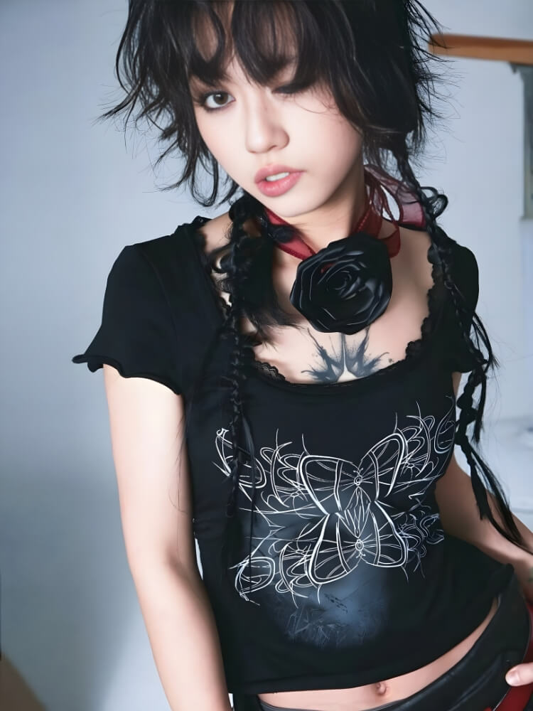Goth Butterfly Print Tee – MAUVSTUDIO®
