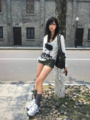 Grunge 90s Rebellion Top – MAUVSTUDIO®