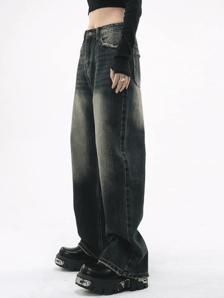 Jean boyfriend vintage à bords effilochés-Jeans-MAUV STUDIO-STREETWEAR-Y2K-CLOTHING