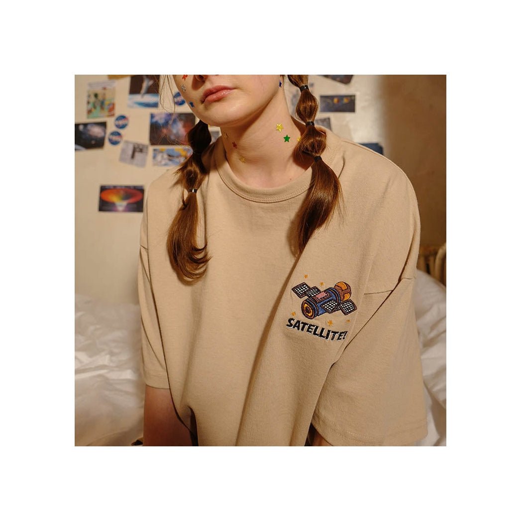 Satellite Embroidered T-Shirt-T-Shirts-MAUV STUDIO-STREETWEAR-Y2K-CLOTHING