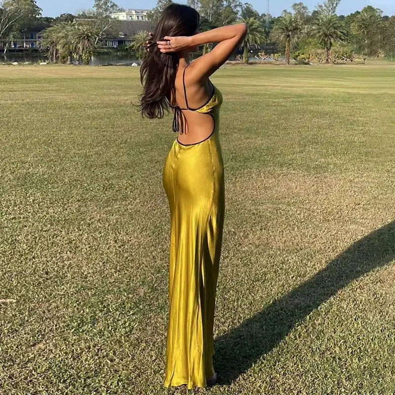 Satin Backless Maxi Dress MAUVSTUDIO Satin Backless Maxi Dress MAUVSTUDIO