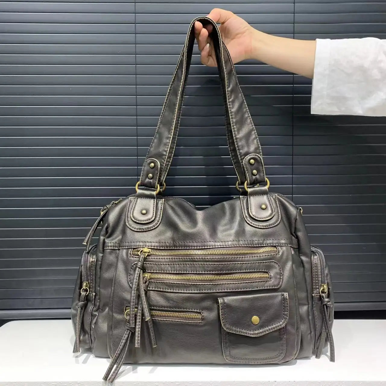 Y2K Vintage Moto Shoulder Bag Faux Leather – MAUVSTUDIO® Y2K Vintage Moto Shoulder Bag Faux Leather – MAUVSTUDIO®