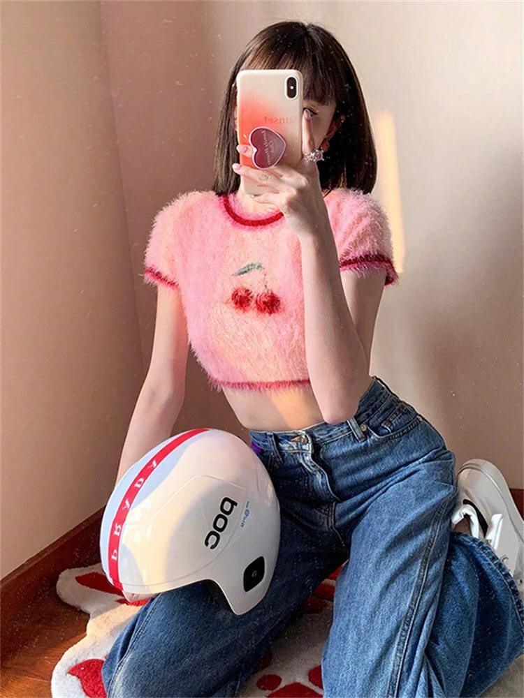 Soft Girl Cherry Fluffy Crop Top – MAUV STUDIO®® – MAUVSTUDIO®