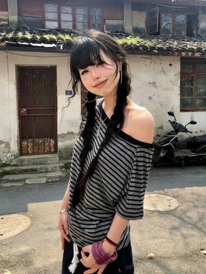 Striped One Shoulder Tee – MAUVSTUDIO®