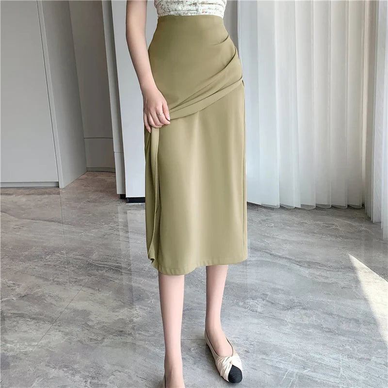 , Y2K skirt styled with a crop top