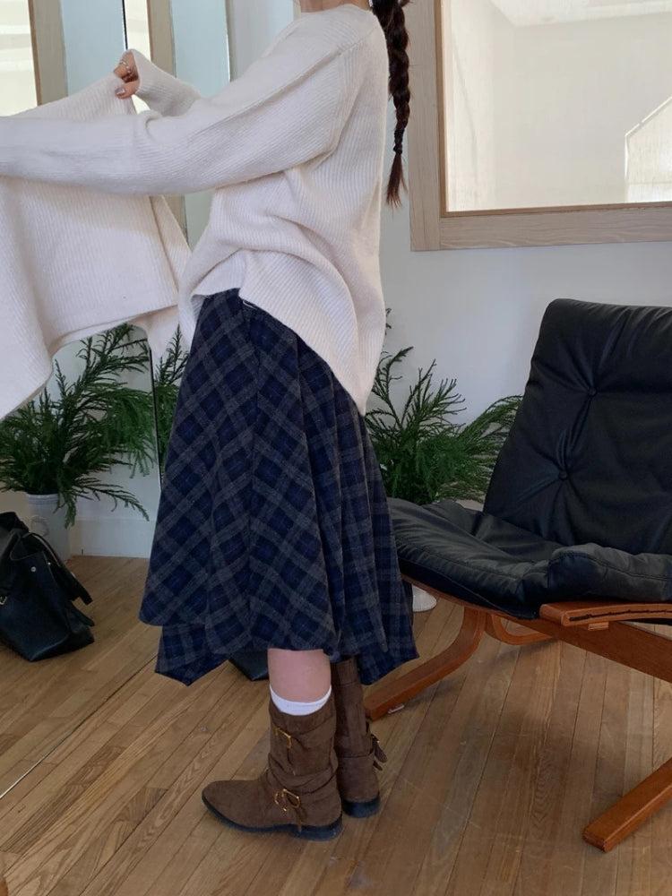 , Y2K skirt styled with a crop top