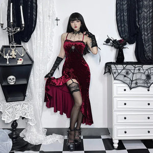 Y2K Goth Velvet Midi Dress view 4 | MAUVSTUDIO®