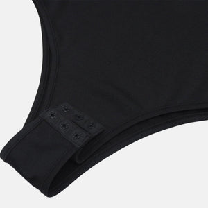 Y2K Keyhole Bodysuit Top with fitted cut, Y2K bodysuit styled with low rise bottoms