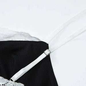 Y2K Lace Detail Cami Top with lace trim, Y2K tube top styled with low rise bottoms