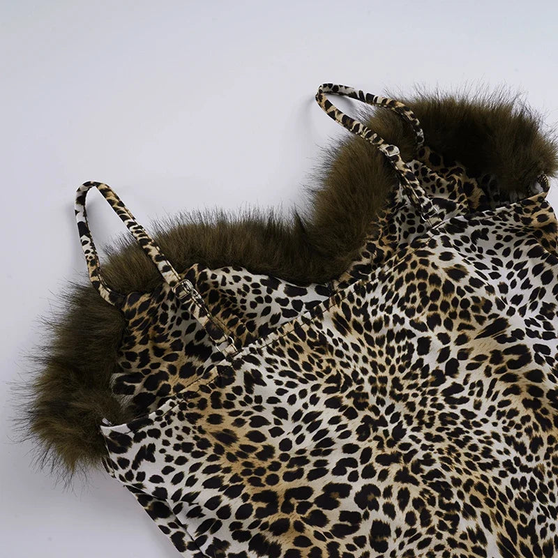 Y2K Leopard Faux Fur Top with leopard print, Y2K tube top styled with low rise bottoms