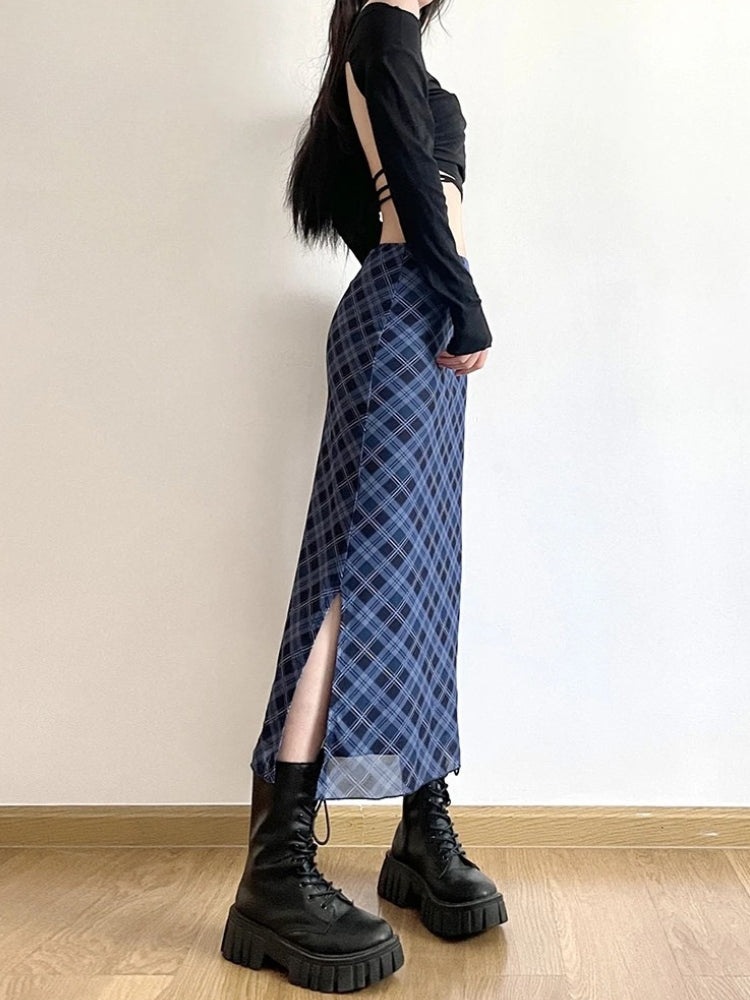 , Y2K skirt styled with a crop top