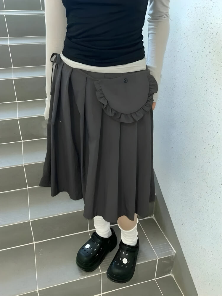 , Y2K skirt styled with a crop top