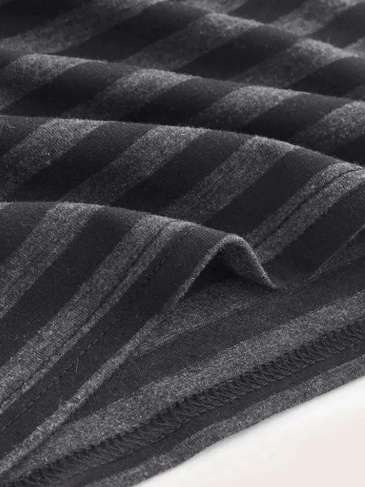 Y2K Striped Button Crop Top – MAUVSTUDIO®
