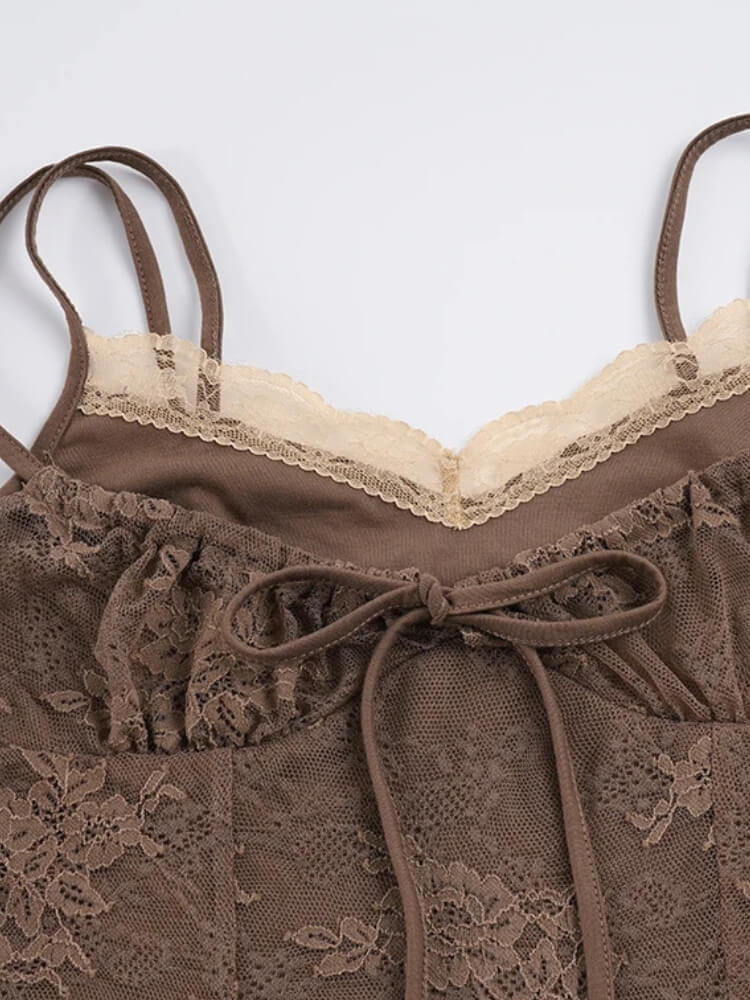 Y2K Vintage Lace Top with lace trim, Y2K tube top styled with low rise bottoms